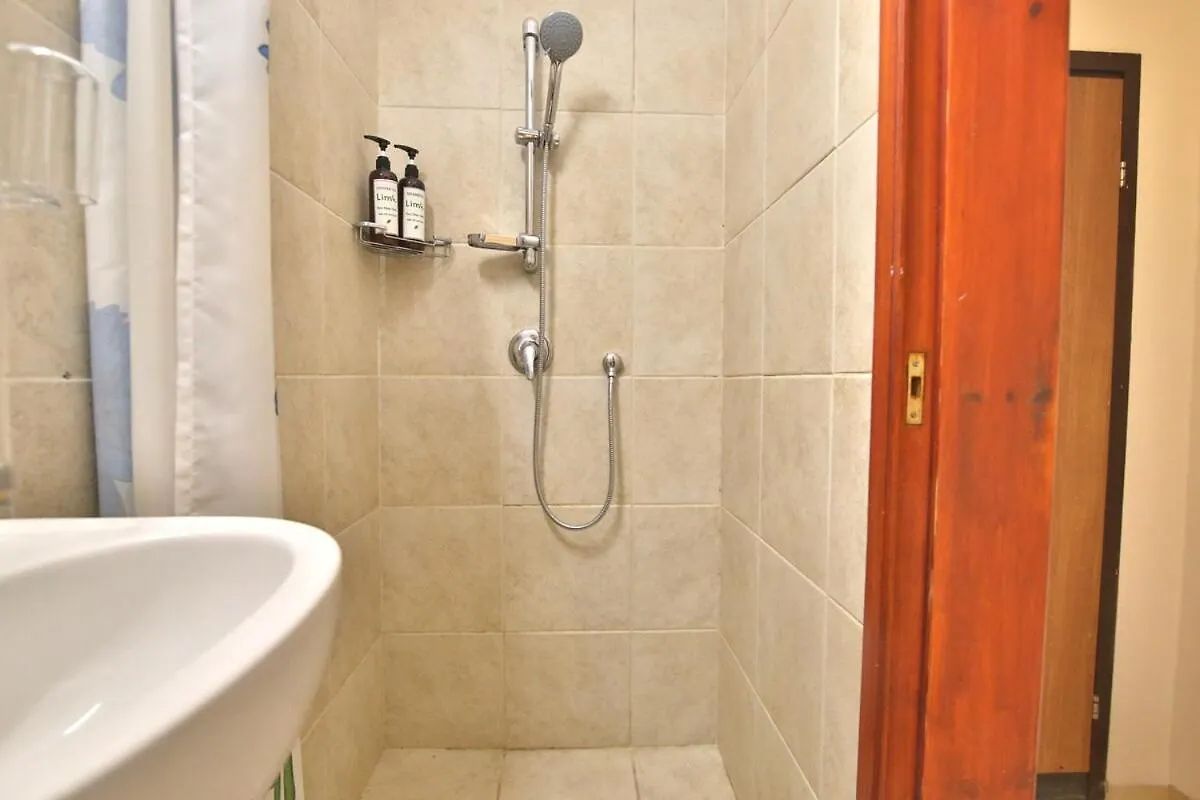 Bat Galim Beachside Stay By Lime حيفا 0*,  إسرائيل